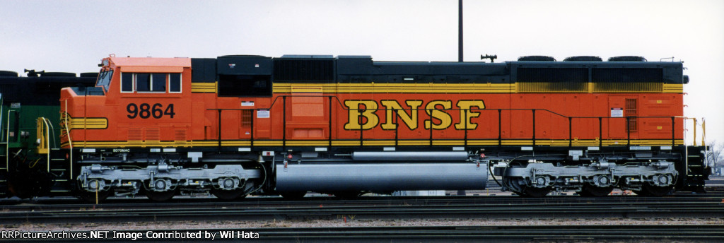 BNSF SD70MAC 9864